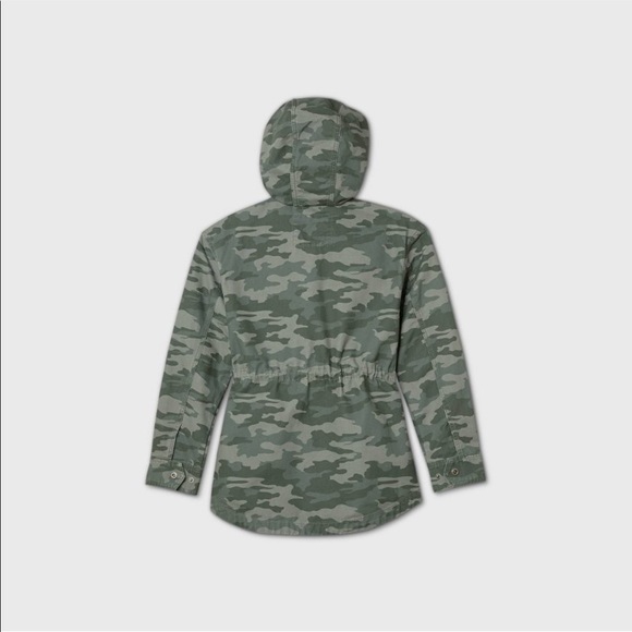 ✨ Universal Thread Camo Jacket ✨ - Picture 2 of 4